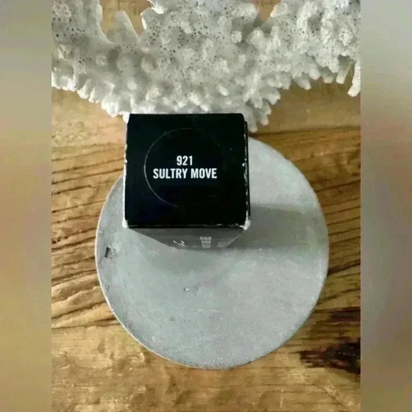 MAC Powder Kiss Lipstick ~ Sultry Move (921) ~ NEW in box! - Picture 7 of 11